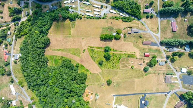 $395,000 | 335 McKenzie Drive, Kingsport, TN 37660