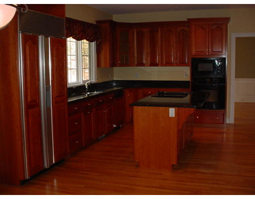 11 Hearthstone Road Hopkinton, MA 01748 - Photo 8 of 8 Gallery Image 8