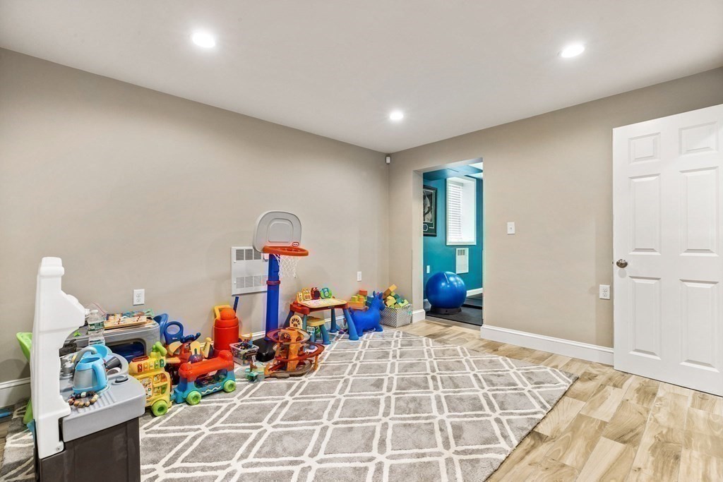 60 Surfside Road Scituate, MA 02066 - Photo 31 of 42