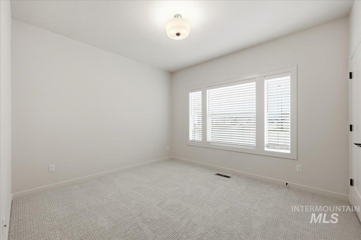 1756 Kayak Road Emmett, ID 83617 - Photo 5 of 33