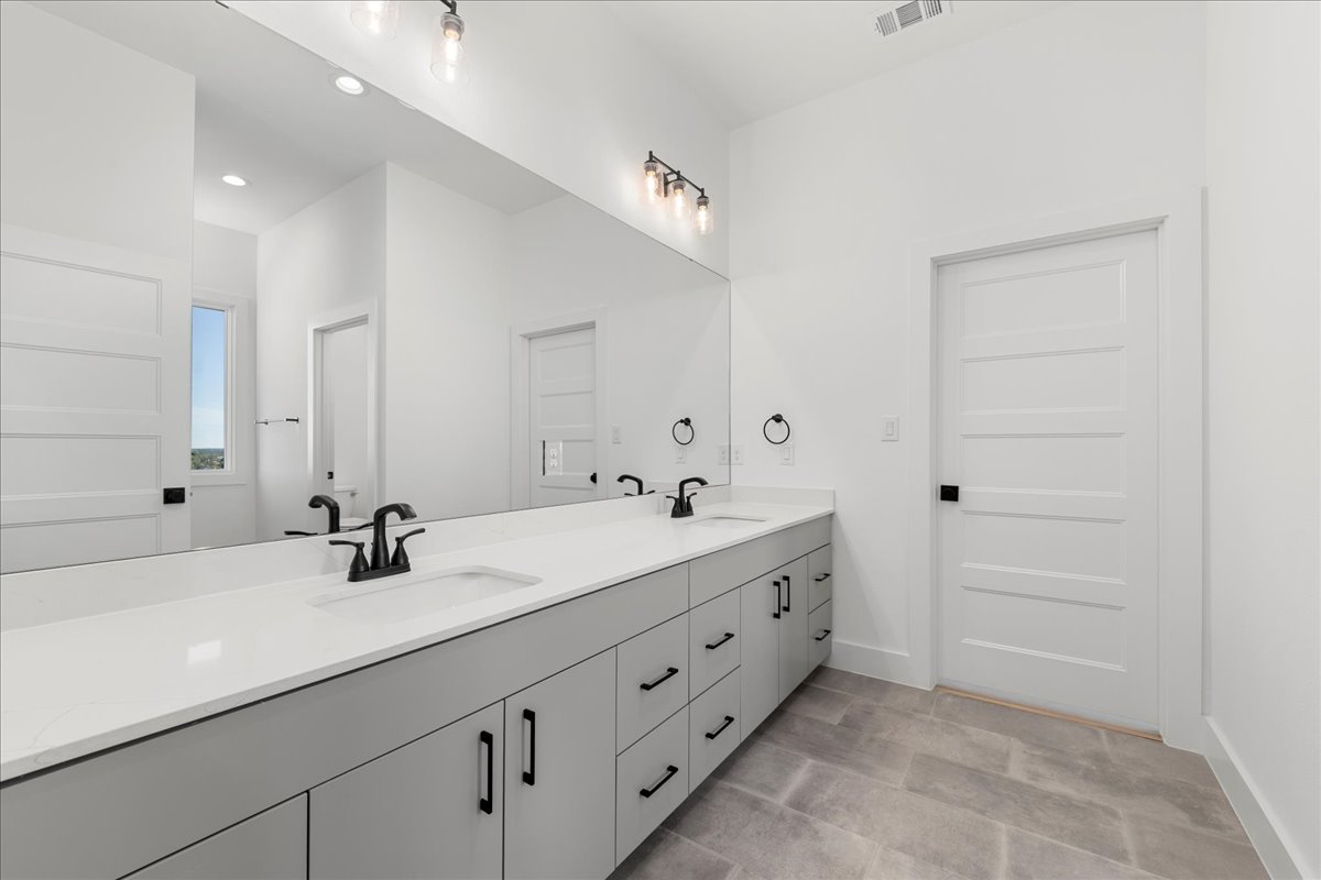 102 Mountain Home Road Horseshoe Bay, TX 78657 - Photo 19 of 32