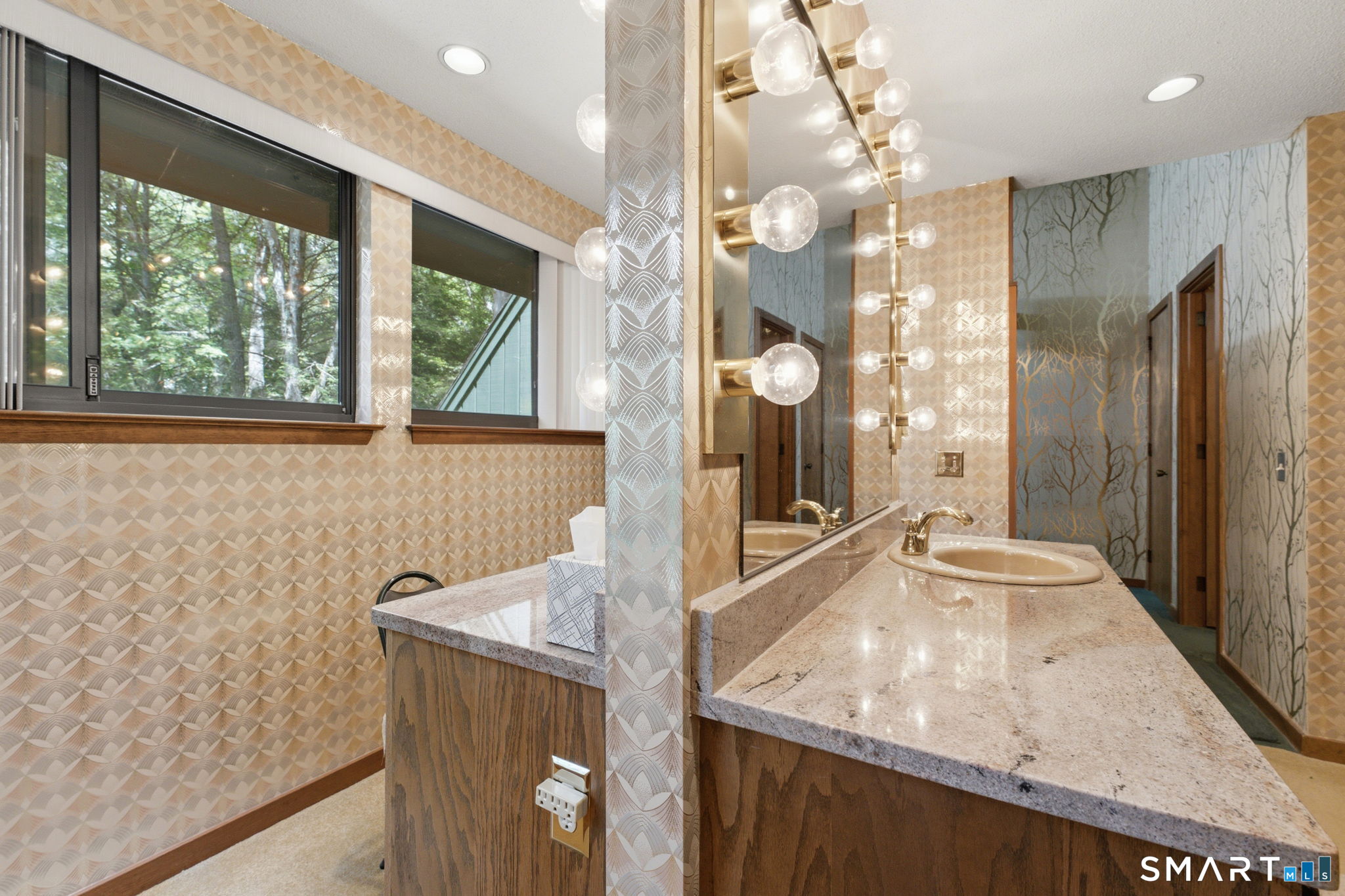 409 Jones Hollow Road Marlborough, CT 06447 - Photo 26 of 40