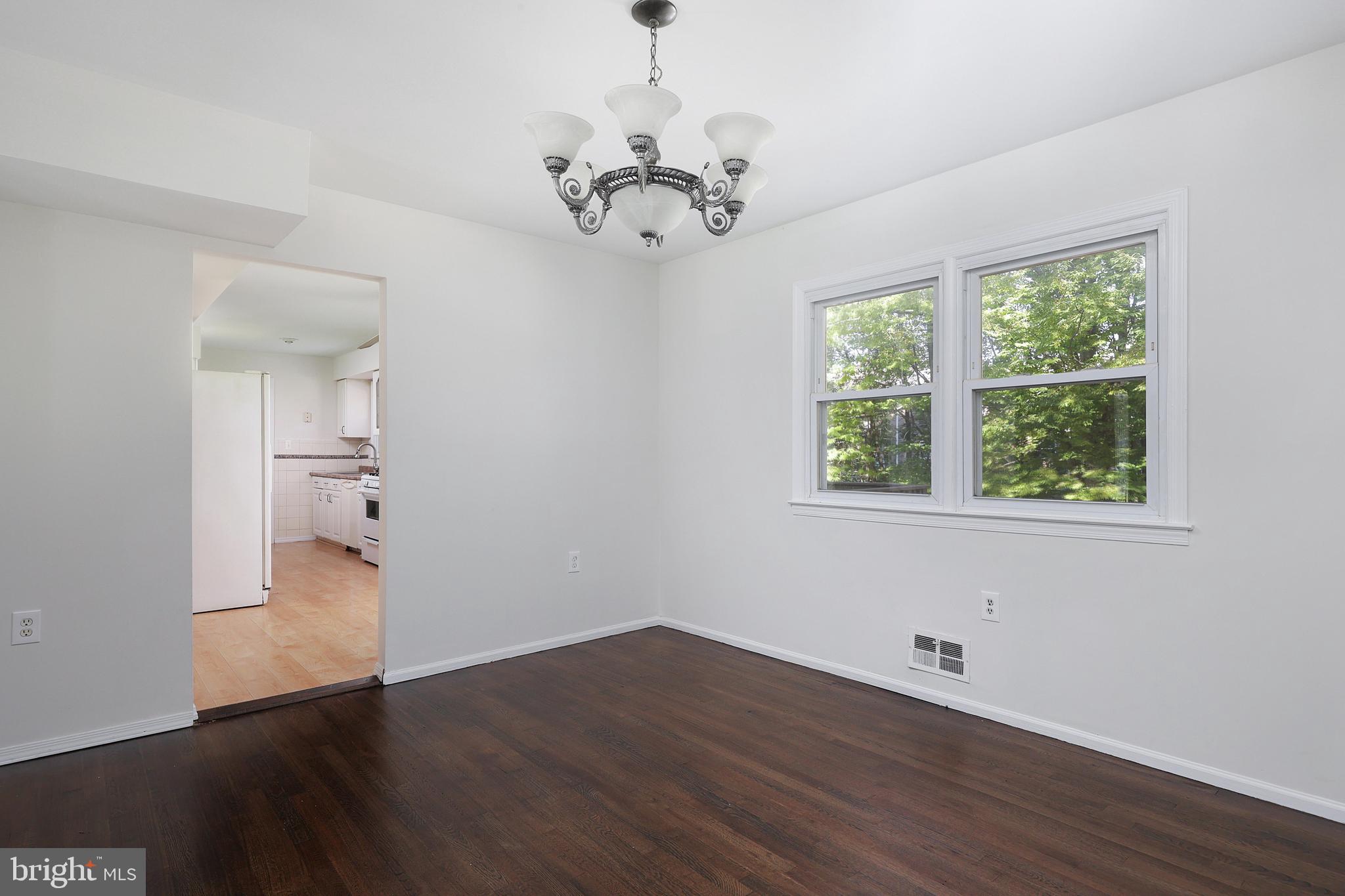 250 Hickory Corner Road Hightstown, NJ 08520 - Photo 22 of 31 Gallery Image 22