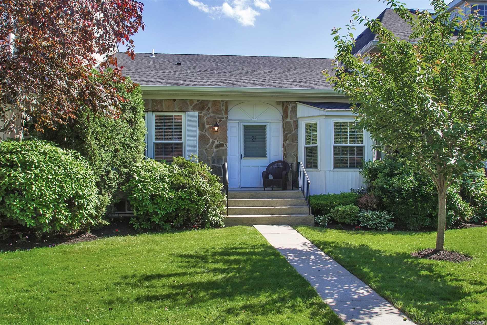 95 Summit Way Syosset, NY 11791 - Photo 1 of 1