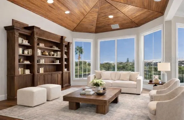$6,695,000 | 1137 North Lake Shore Drive, Sarasota, FL 34231