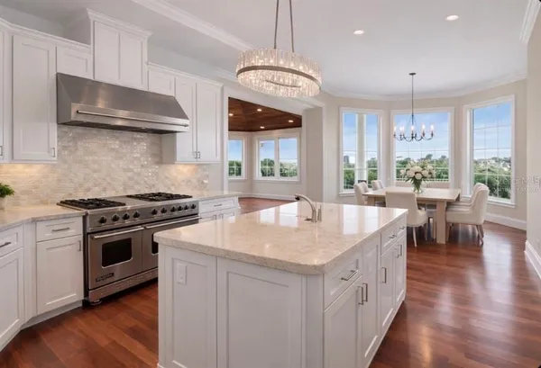 $6,695,000 | 1137 North Lake Shore Drive, Sarasota, FL 34231