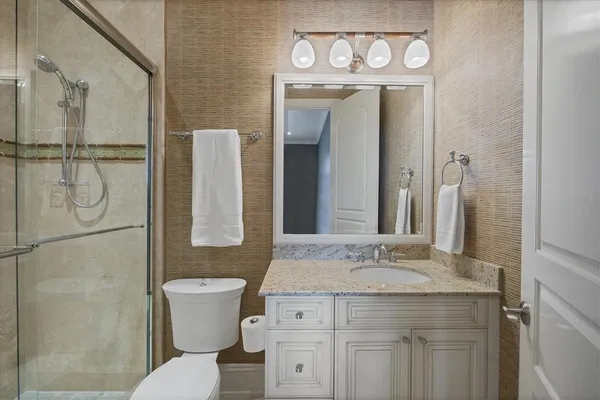 $6,695,000 | 1137 North Lake Shore Drive, Sarasota, FL 34231