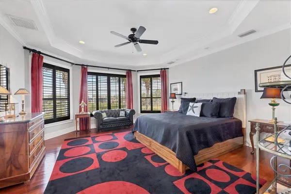 $6,695,000 | 1137 North Lake Shore Drive, Sarasota, FL 34231