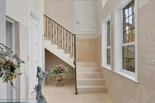 $6,695,000 | 1137 North Lake Shore Drive, Sarasota, FL 34231