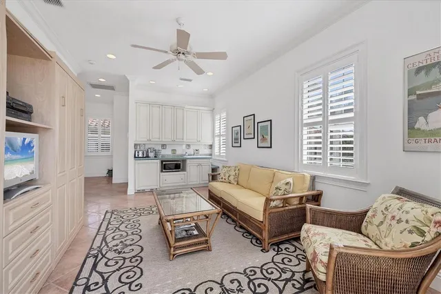 $6,695,000 | 1137 North Lake Shore Drive, Sarasota, FL 34231