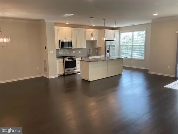 $2,900 | 23275 Milltown Knoll Square, Unit 116, Ashburn, VA 20148