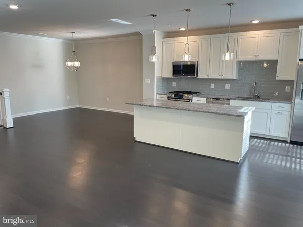 $2,900 | 23275 Milltown Knoll Square, Unit 116, Ashburn, VA 20148