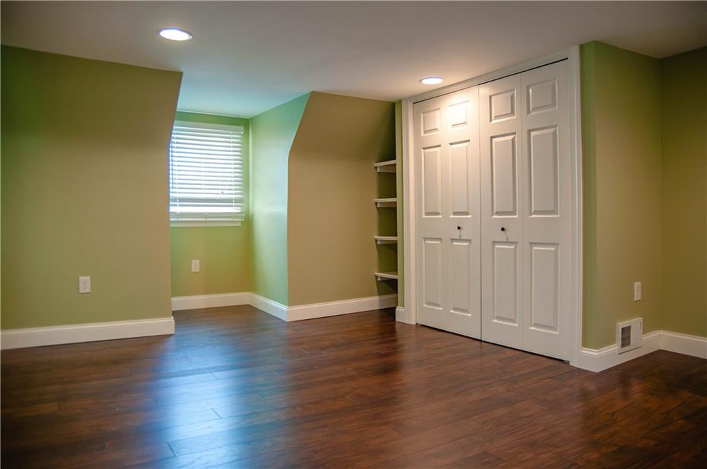 2908 Conway Wallrose Road Baden, PA 15005 - Photo 13 of 26