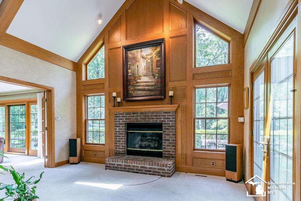 4000 Section Road Lambertville, MI 48144 - Photo 12 of 54 Great Room