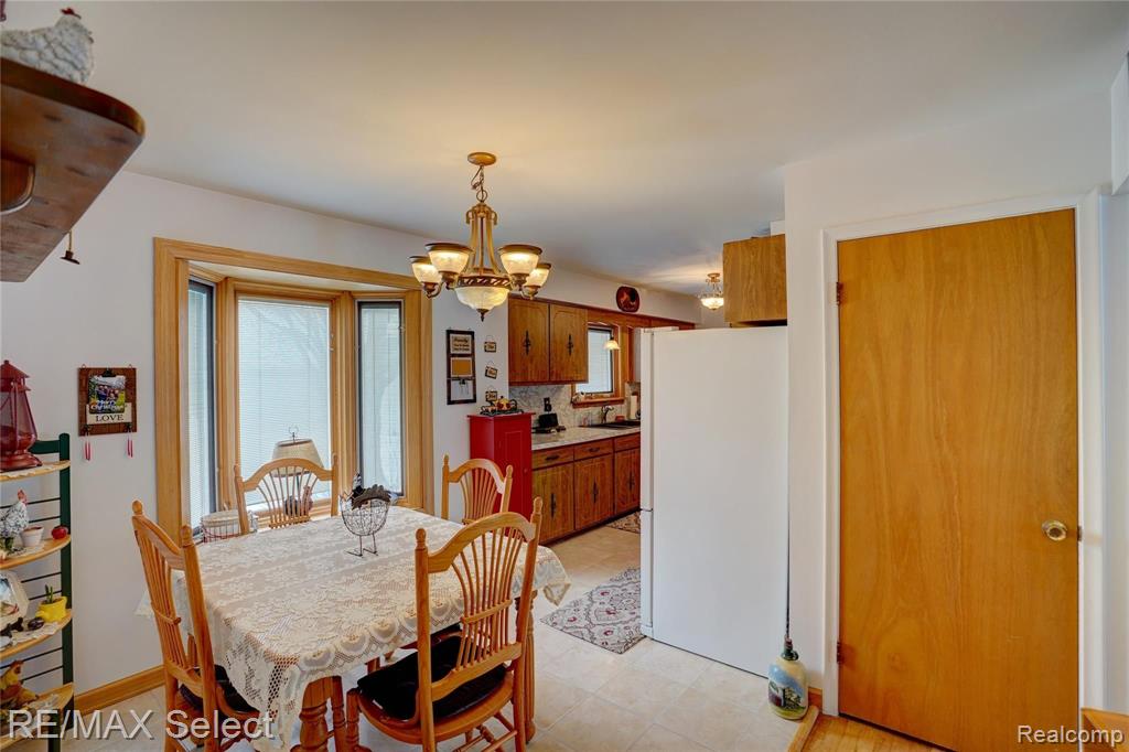 1351 North Seymour Road Flushing, MI 48433 - Photo 6 of 36 Gallery Image 6