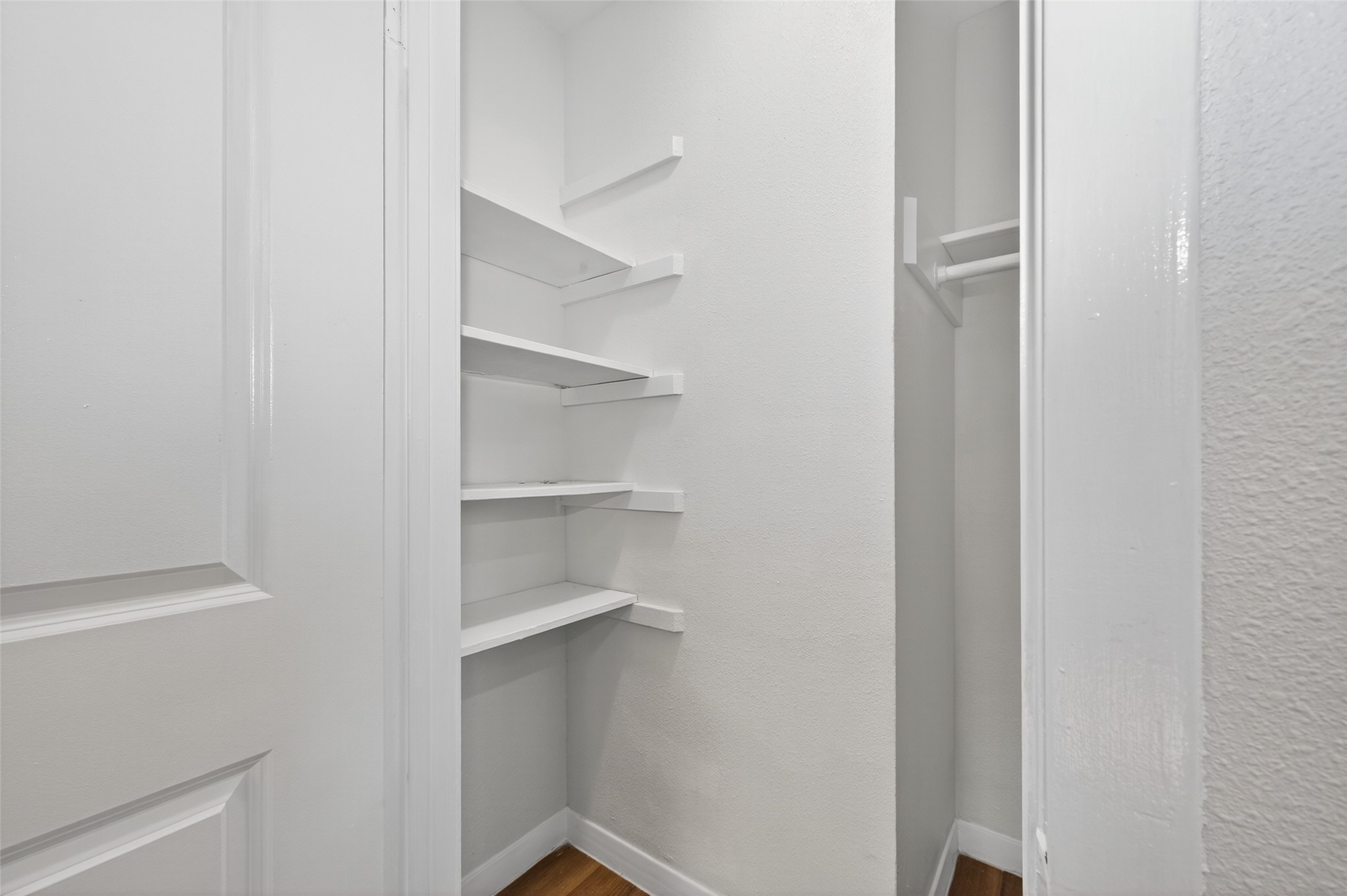 4310 Jorns Street Houston, TX 77045 - Photo 18 of 28 Closet in Primary Bedroom
