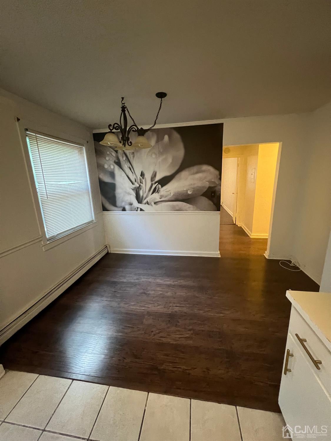 C E Front Street, Unit 95 Plainfield, NJ 07062 - Photo 6 of 14 a view of a livingroom with window
