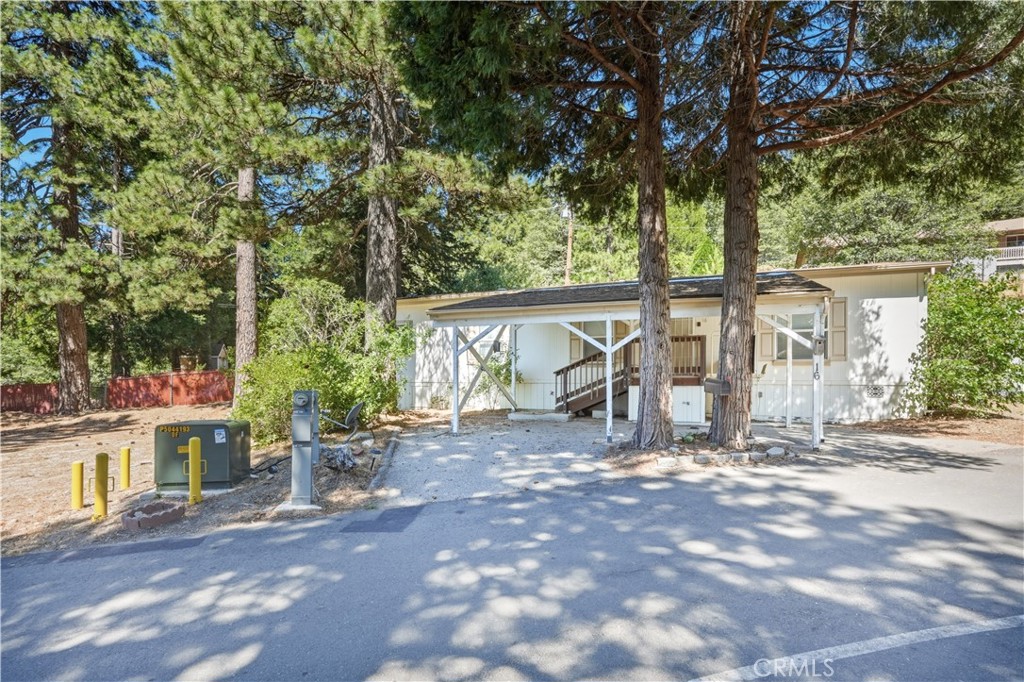 22899 Byron Road, Unit 16 Crestline, CA 92325 - Photo 6 of 33