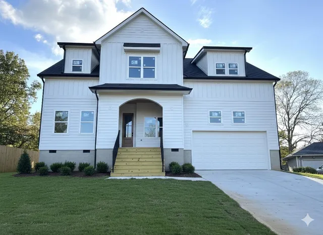 $699,000 | 226 Flora Circle, Unit 1, Chattanooga, TN 37415