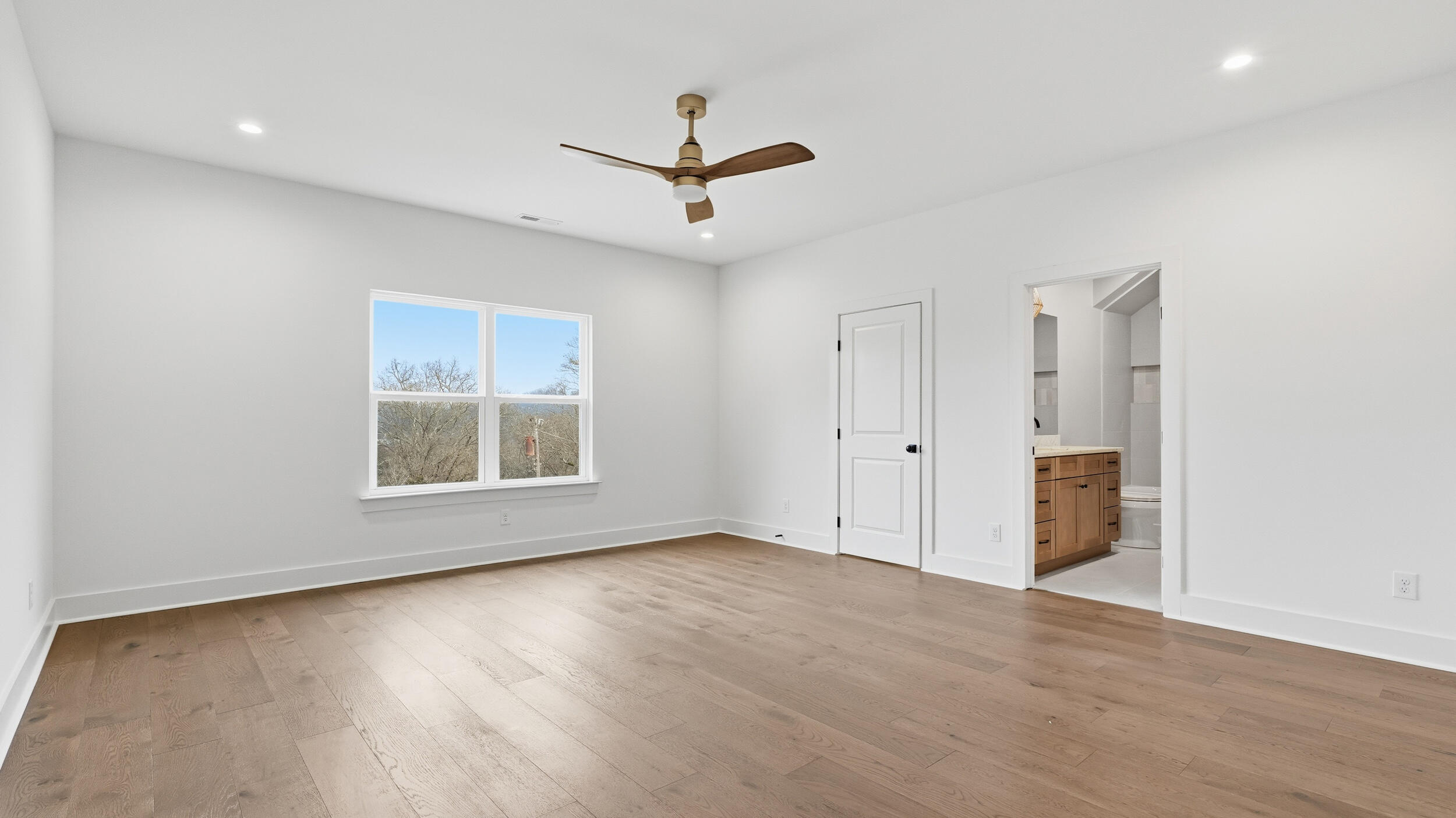 226 Flora Circle, Unit 1 Chattanooga, TN 37415 - Photo 31 of 40 32_226 flora cir-32