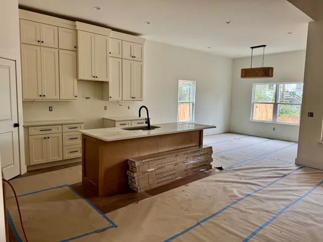 $699,000 | 226 Flora Circle, Unit 1, Chattanooga, TN 37415