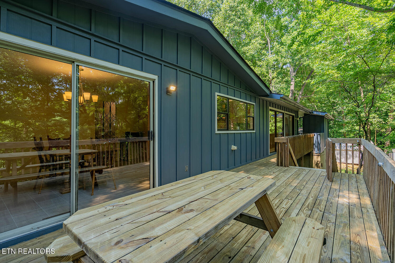 909 West Outer Drive Oak Ridge, TN 37830 - Photo 30 of 34 A7300124-HDR