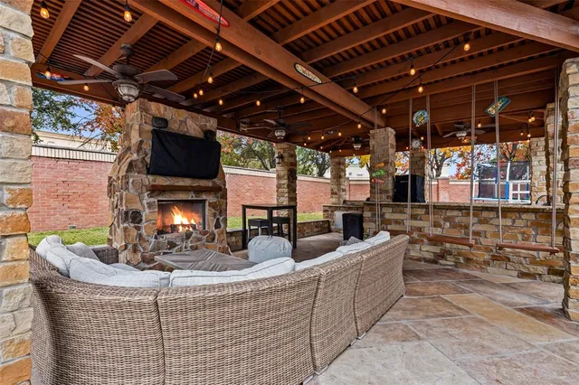 $995,000 | 2520 Towne View Court, Flower Mound, TX 75028