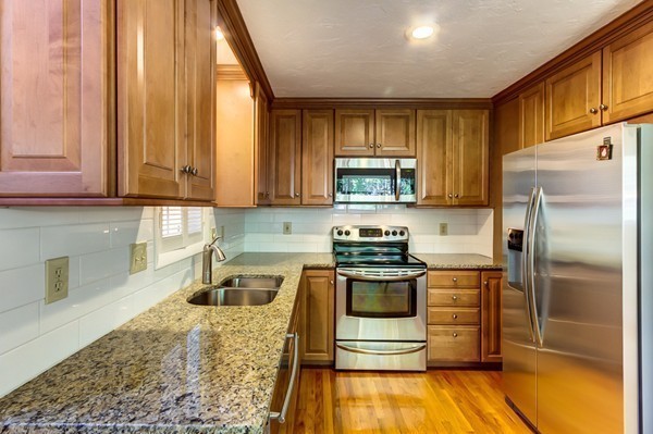 9 Lanes End, Unit 9 Natick, MA 01760 - Photo 11 of 30