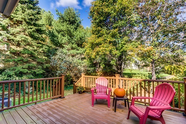 9 Lanes End, Unit 9 Natick, MA 01760 - Photo 7 of 30