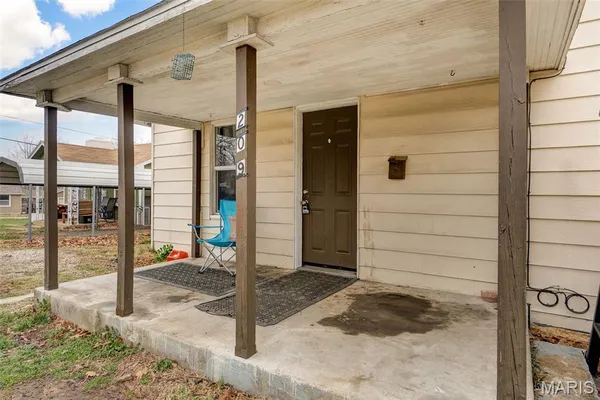 $150,000 | 209 South Park Manor Boulevard, Lebanon, MO 65536