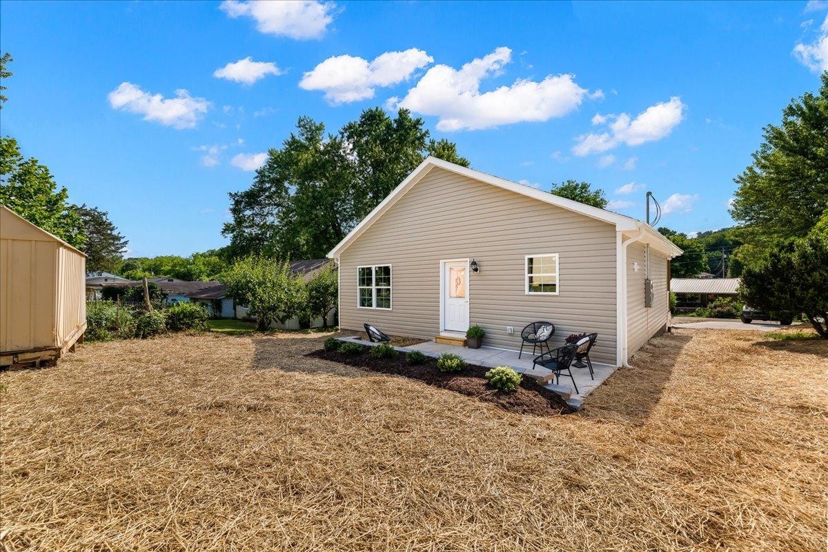 1914 Sandusky Road Knoxville, TN 37912 - Photo 17 of 20 Gallery Image 17