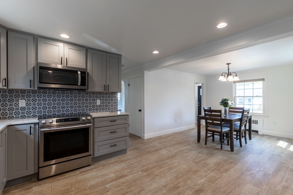 11 Benjamin Road Worcester, MA 01602 - Photo 18 of 25 Gallery Image 18