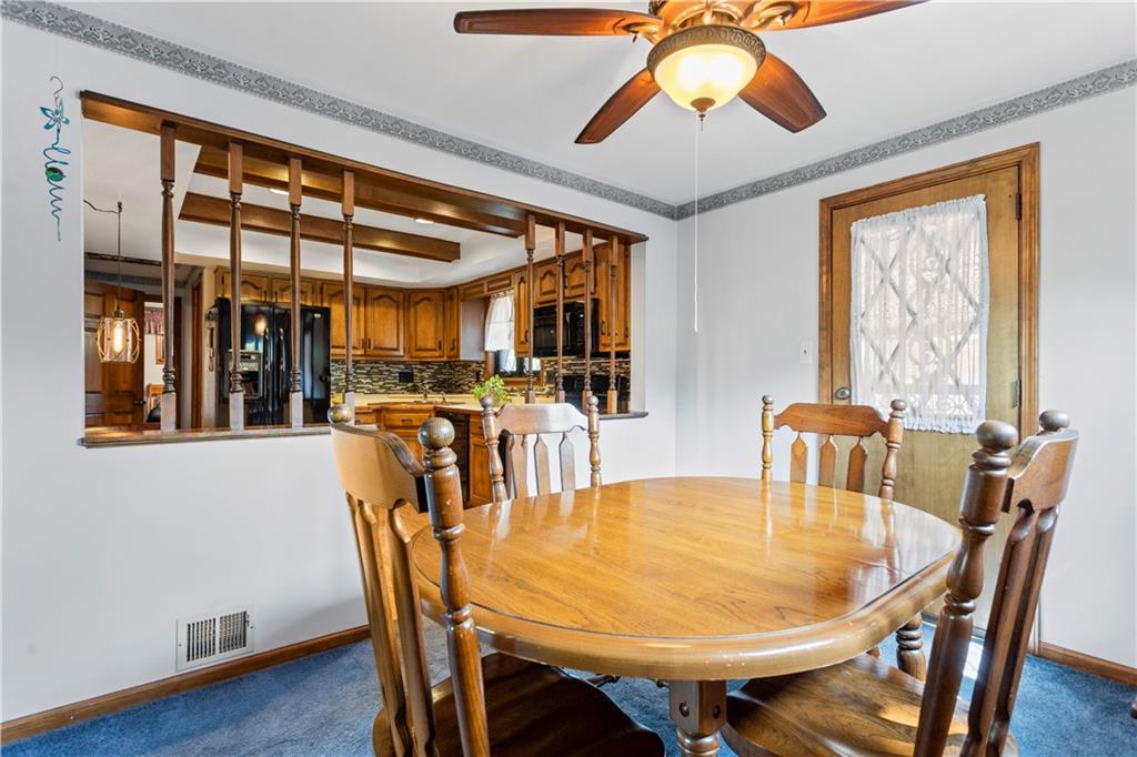 562 Thompson Run Road Pittsburgh, PA 15237 - Photo 8 of 24