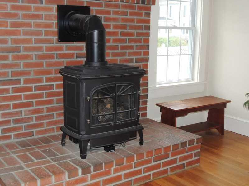268 Silver Road Bangor, ME 04401 - Photo 6 of 35 Other. New propane heat stove keeps...