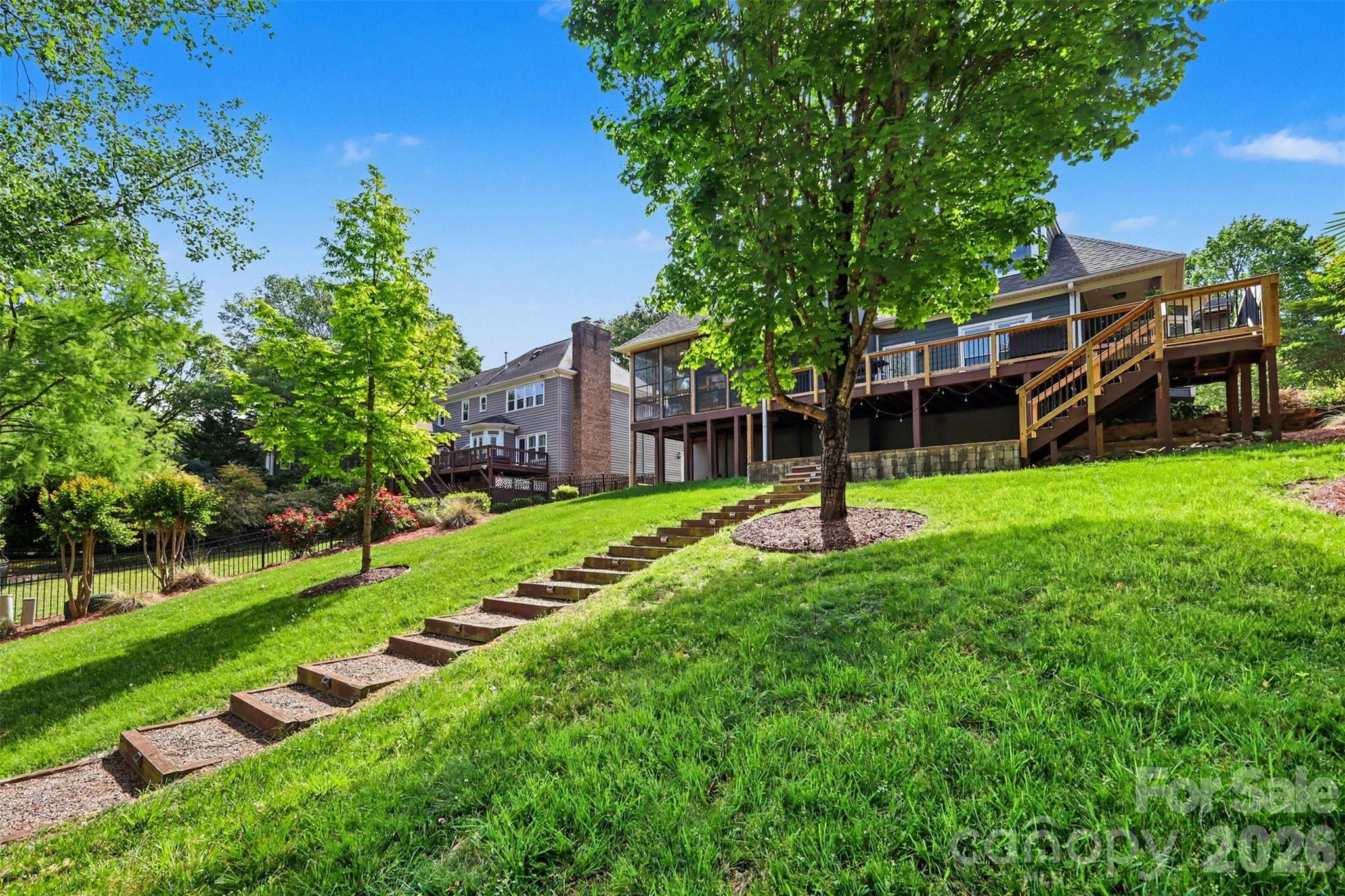 517 Cranborne Chase Fort Mill, SC 29708 - Photo 29 of 39 Gallery Image 29