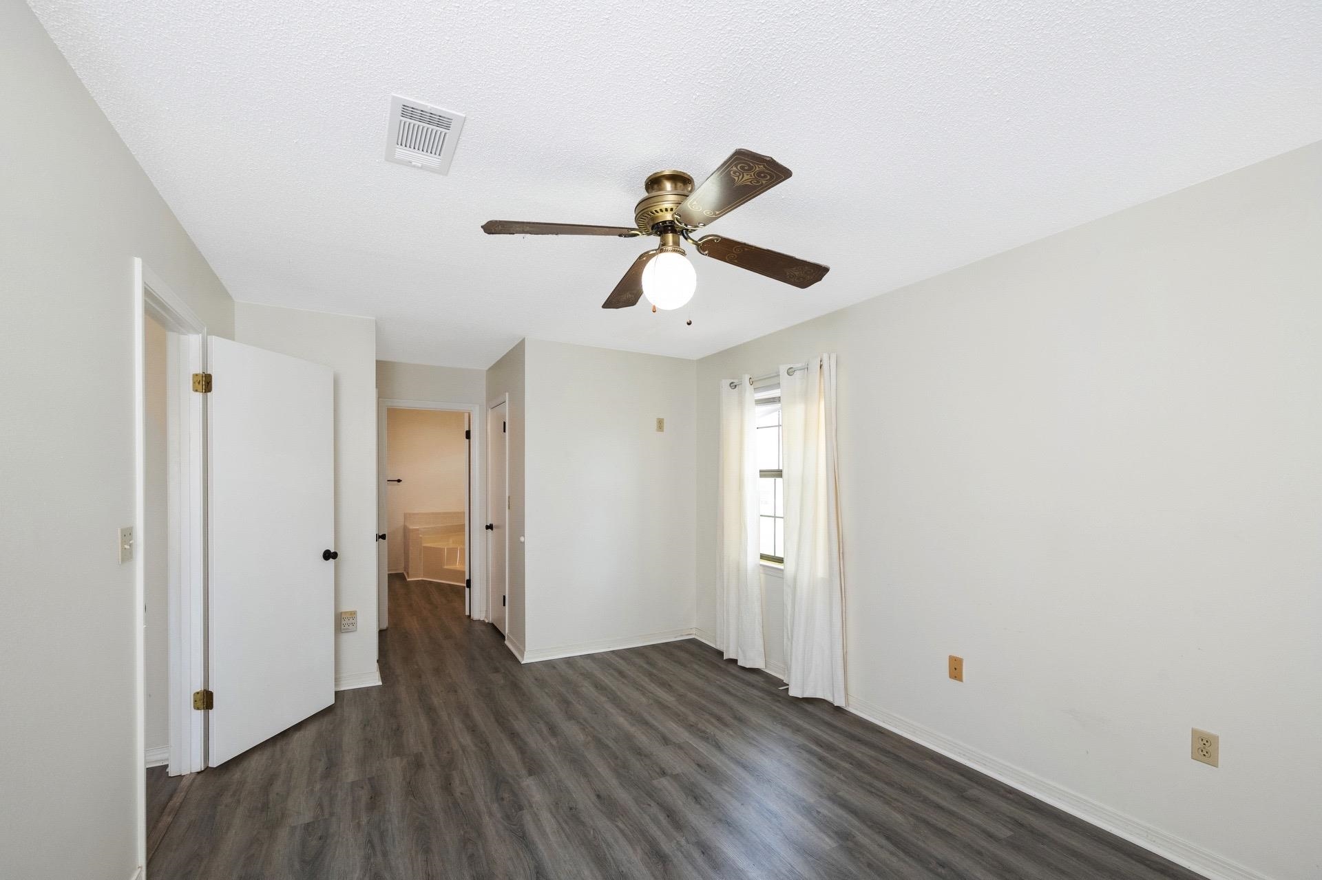 711 West Magnolia Avenue Foley, AL 36535 - Photo 14 of 24