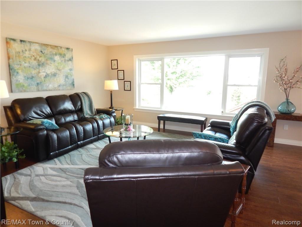 10030 West Pierson Road Flushing, MI 48433 - Photo 20 of 72