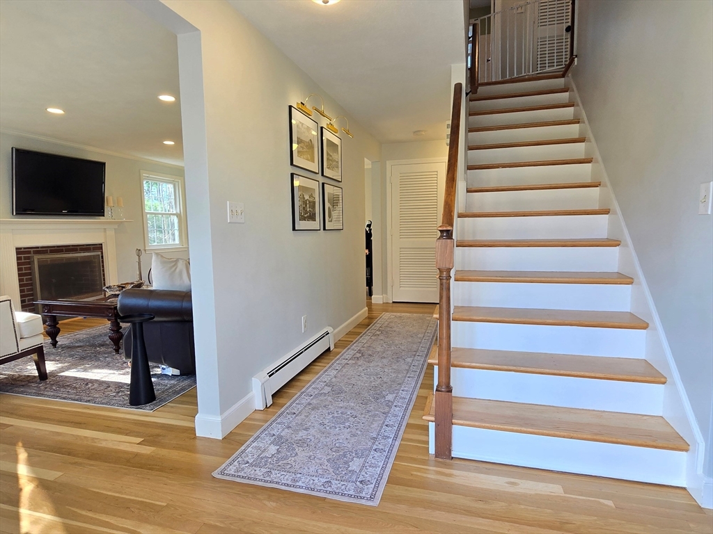 53 Jodie Road Framingham, MA 01702 - Photo 8 of 41 Gallery Image 8