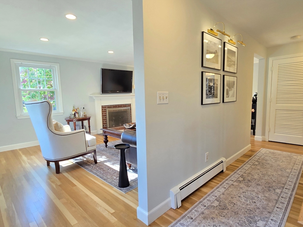 53 Jodie Road Framingham, MA 01702 - Photo 9 of 41 Gallery Image 9