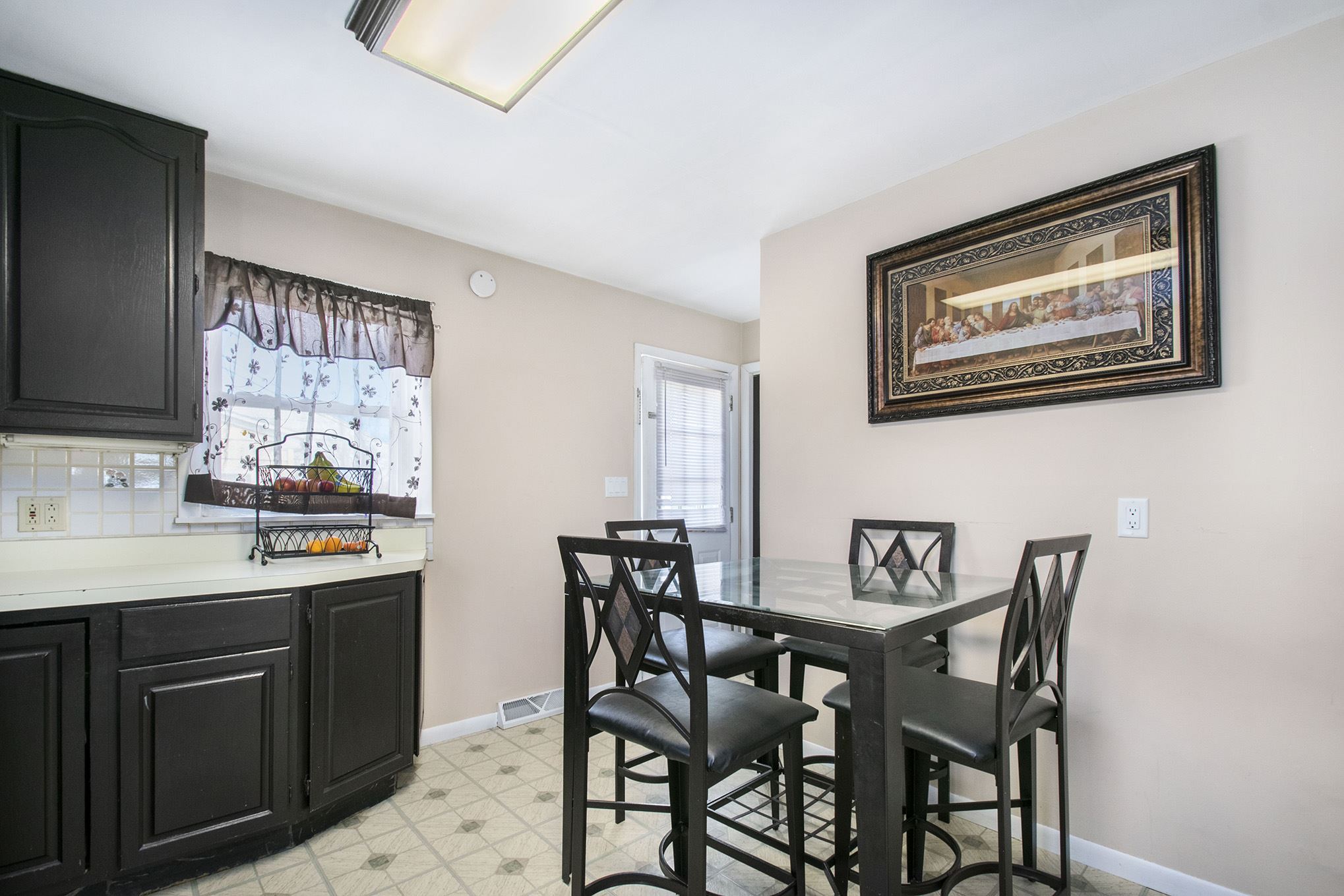 1636 Ryer Street South Bend, IN 46628 - Photo 7 of 20 Gallery Image 7
