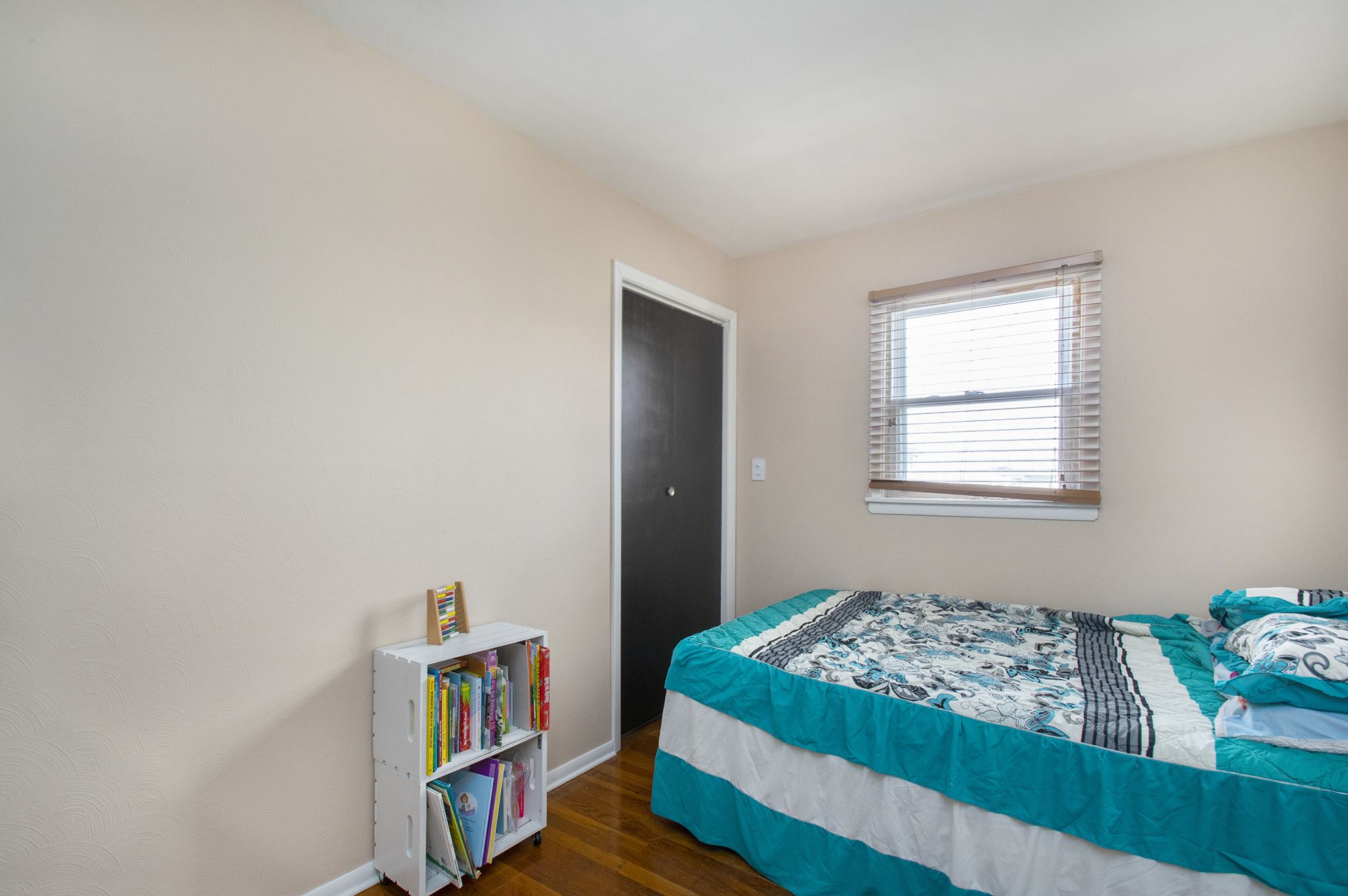 1636 Ryer Street South Bend, IN 46628 - Photo 10 of 20 Gallery Image 10