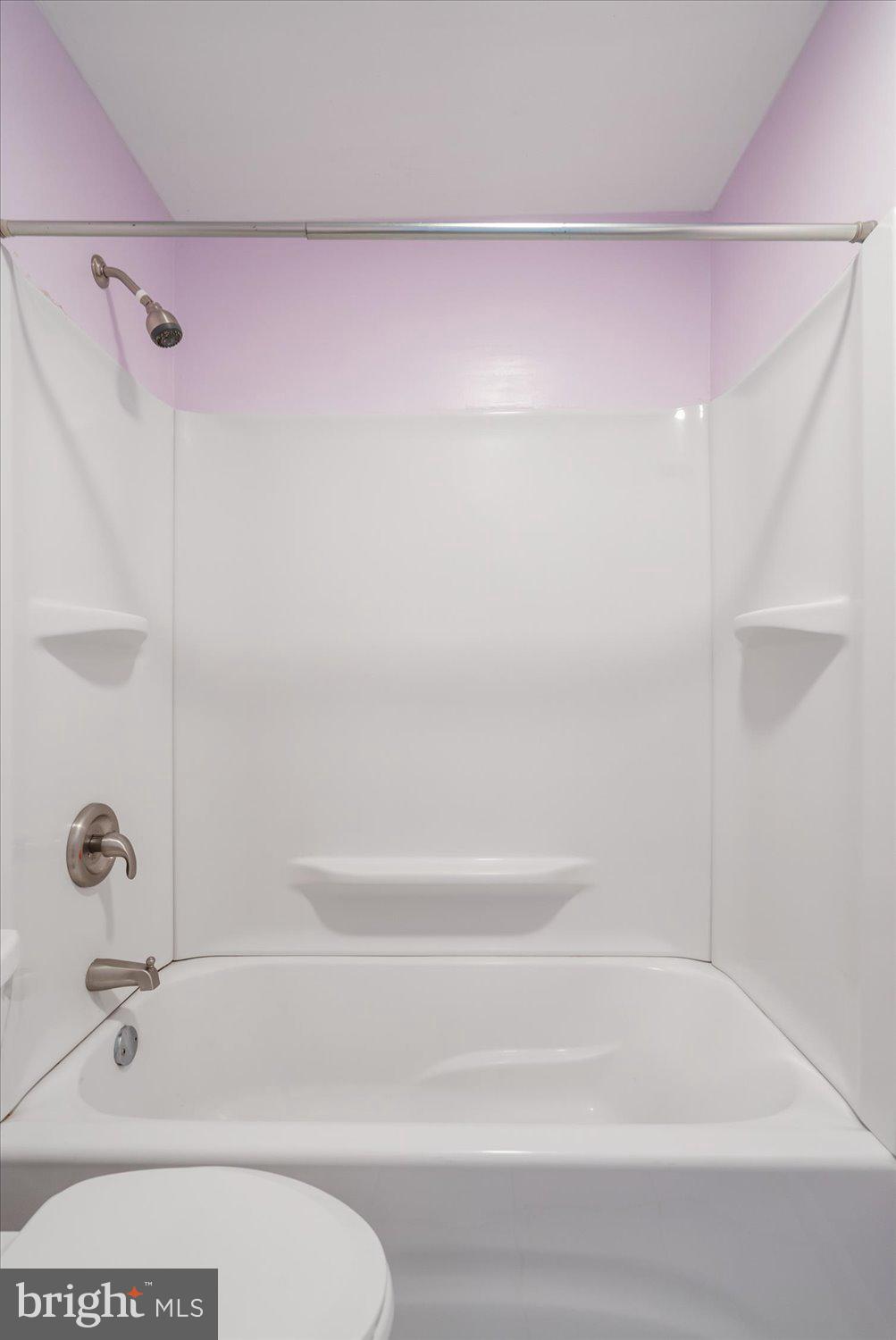 7207 Kennebunk Road Baltimore, MD 21244 - Photo 27 of 34 Hall Bath