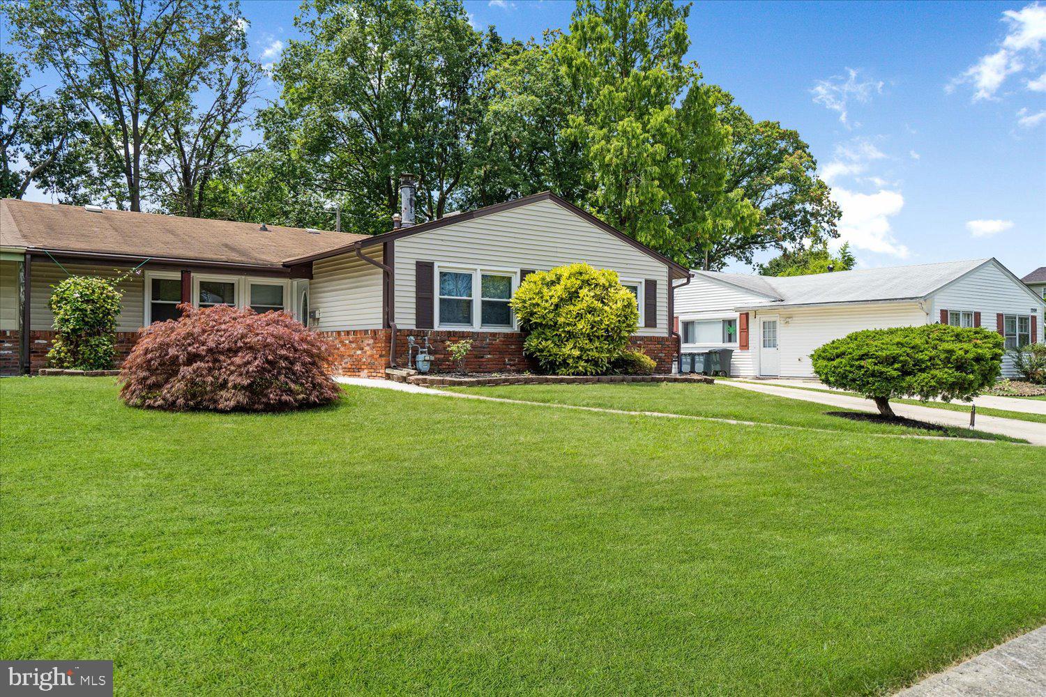 7207 Kennebunk Road Baltimore, MD 21244 - Photo 34 of 34 Landscaped Yard!