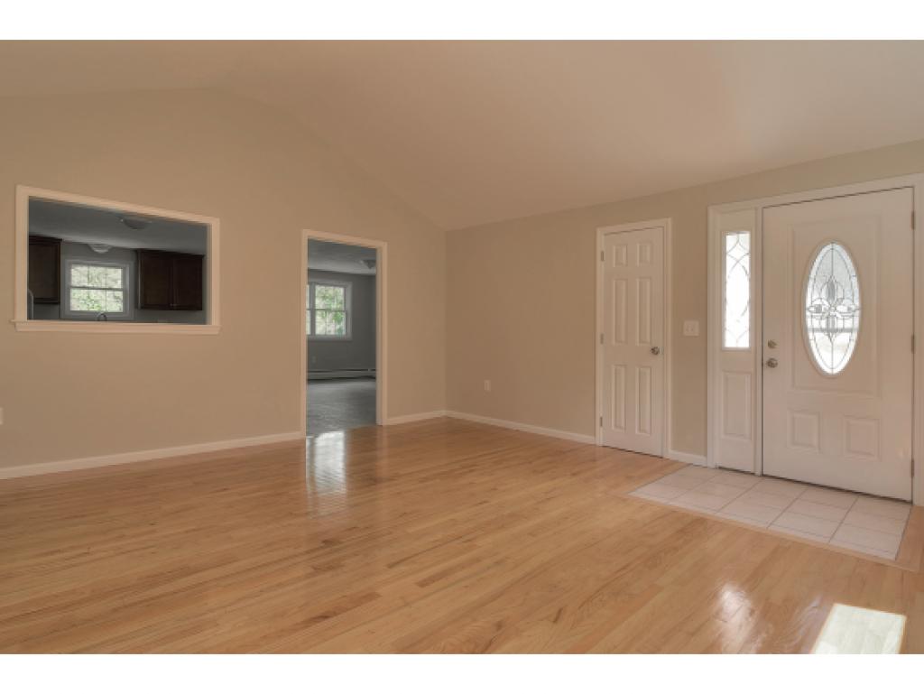 63 Tenney Road Sandown, NH 03873 - Photo 7 of 32