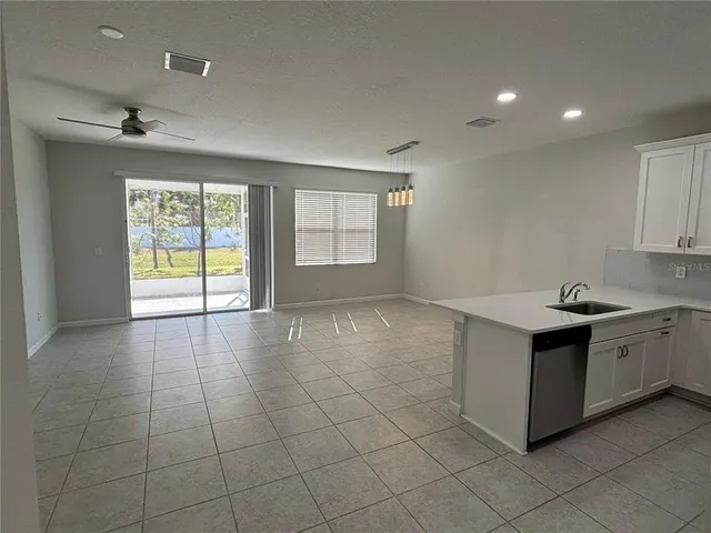 $2,300 | 10965 Quickwater Court, Riverview, FL 33569