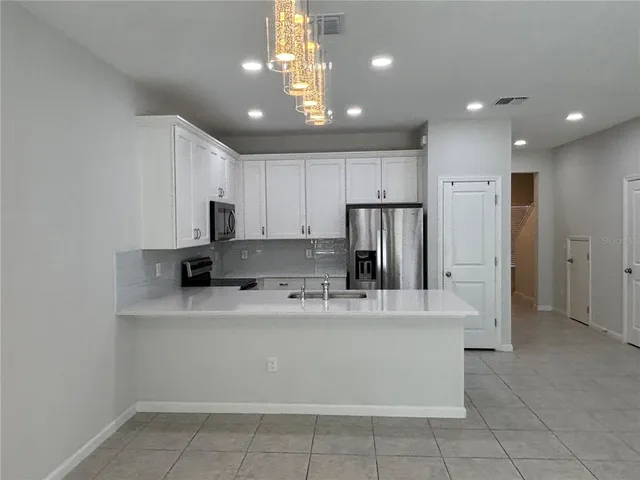 $2,300 | 10965 Quickwater Court, Riverview, FL 33569