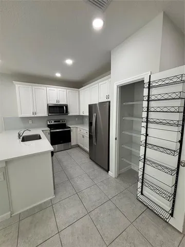 $2,300 | 10965 Quickwater Court, Riverview, FL 33569