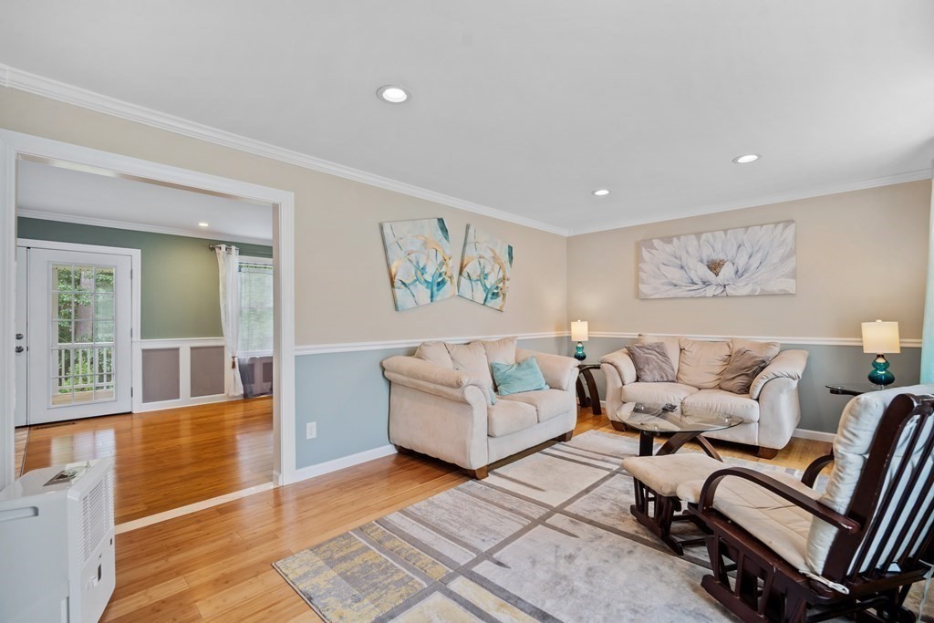 17 Deboo Drive Springfield, MA 01129 - Photo 8 of 40 Gallery Image 8