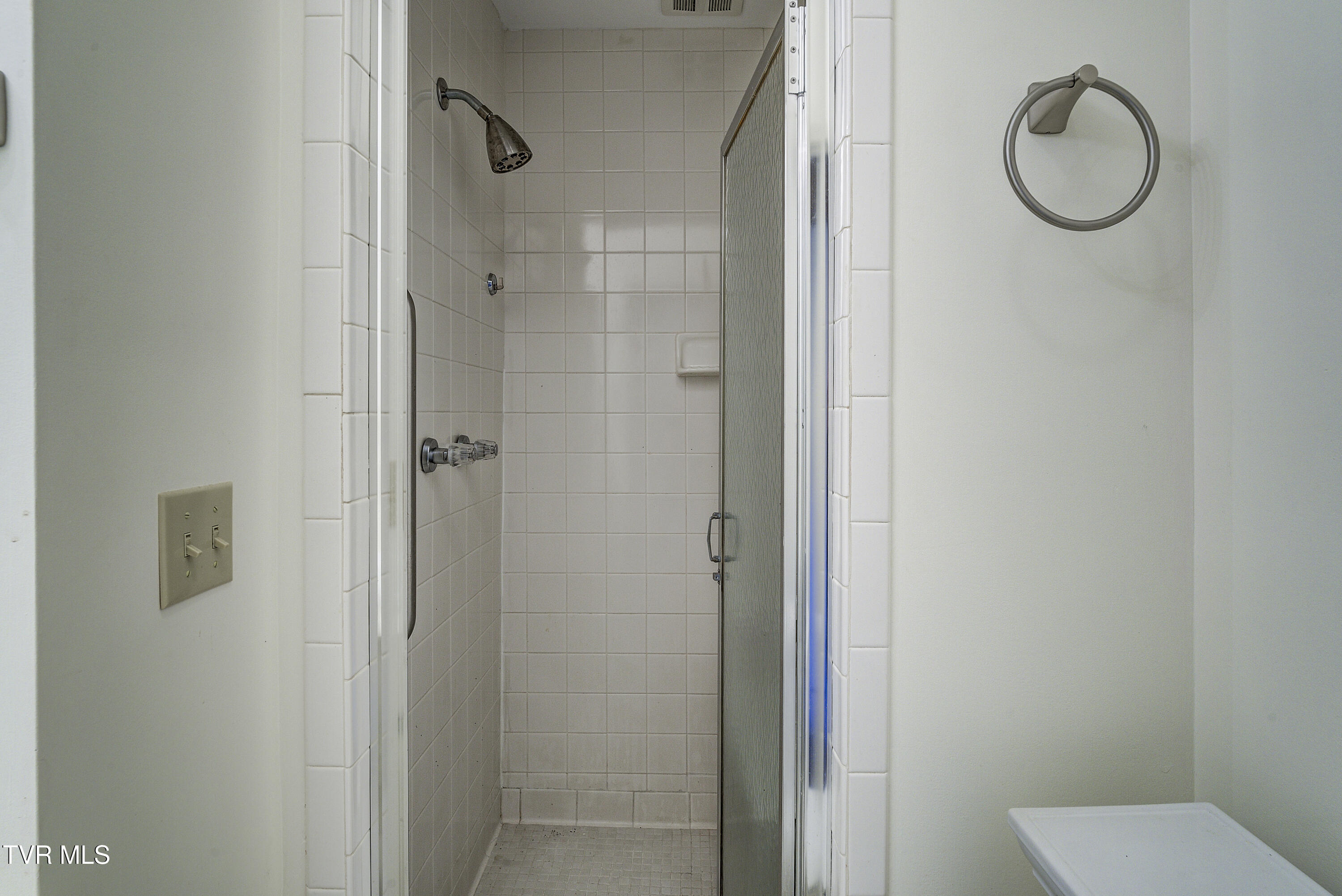 1208 North Main Avenue Erwin, TN 37650 - Photo 32 of 48 NorthMain-27