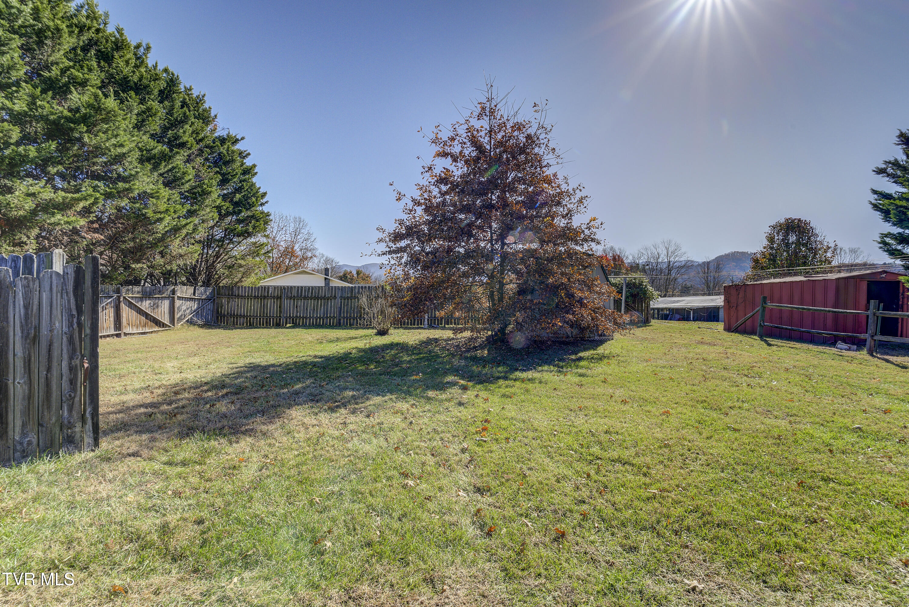 1208 North Main Avenue Erwin, TN 37650 - Photo 43 of 48 NorthMain-46